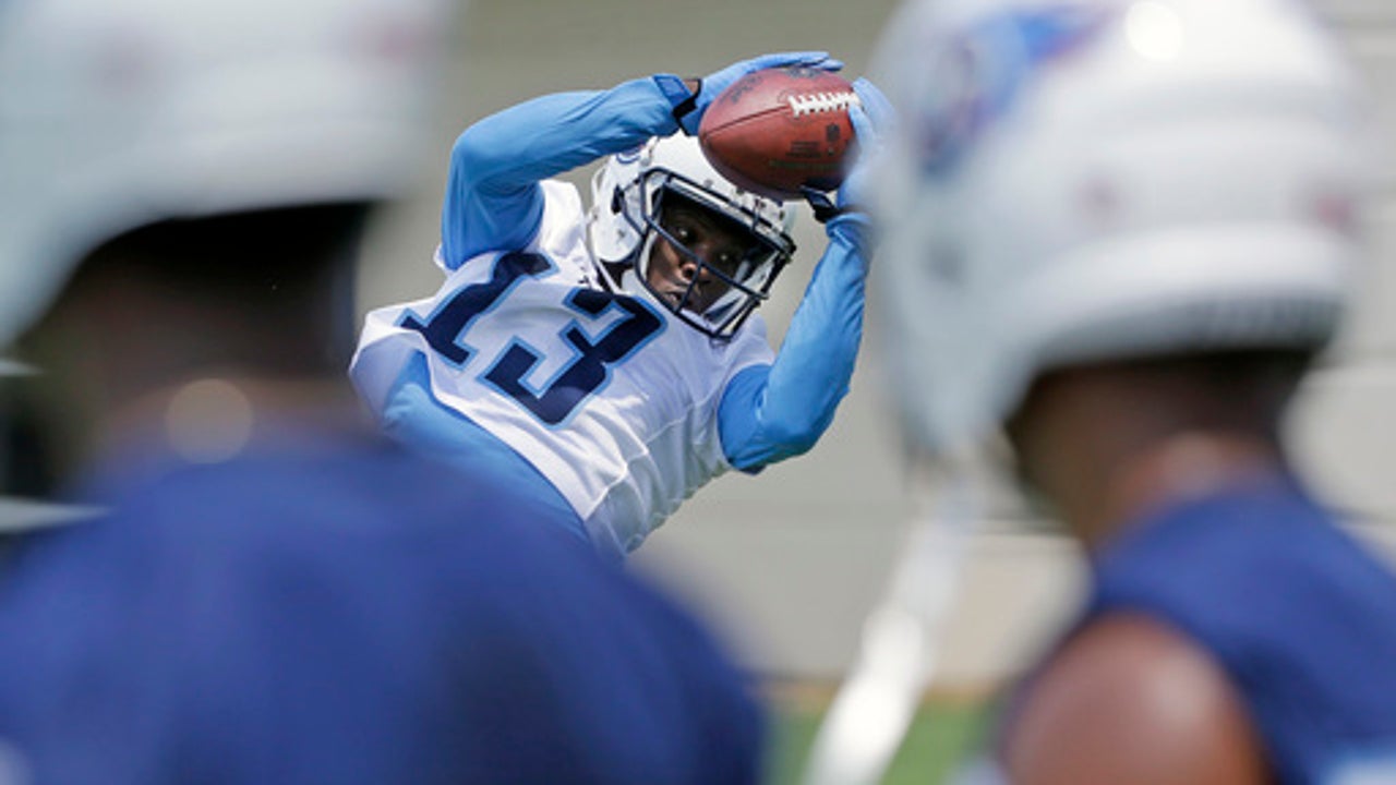 Titans pushing wide receivers to play up to their potential
